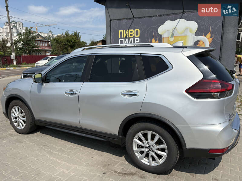 Позашляховик / Кросовер Nissan Rogue 2019 в Києві