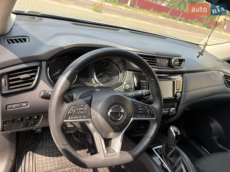 Позашляховик / Кросовер Nissan Rogue 2019 в Києві