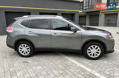 Внедорожник / Кроссовер Nissan Rogue 2015 в 