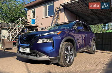 Внедорожник / Кроссовер Nissan Rogue 2021 в Киеве
