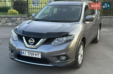 Позашляховик / Кросовер Nissan Rogue 2016 в Умані