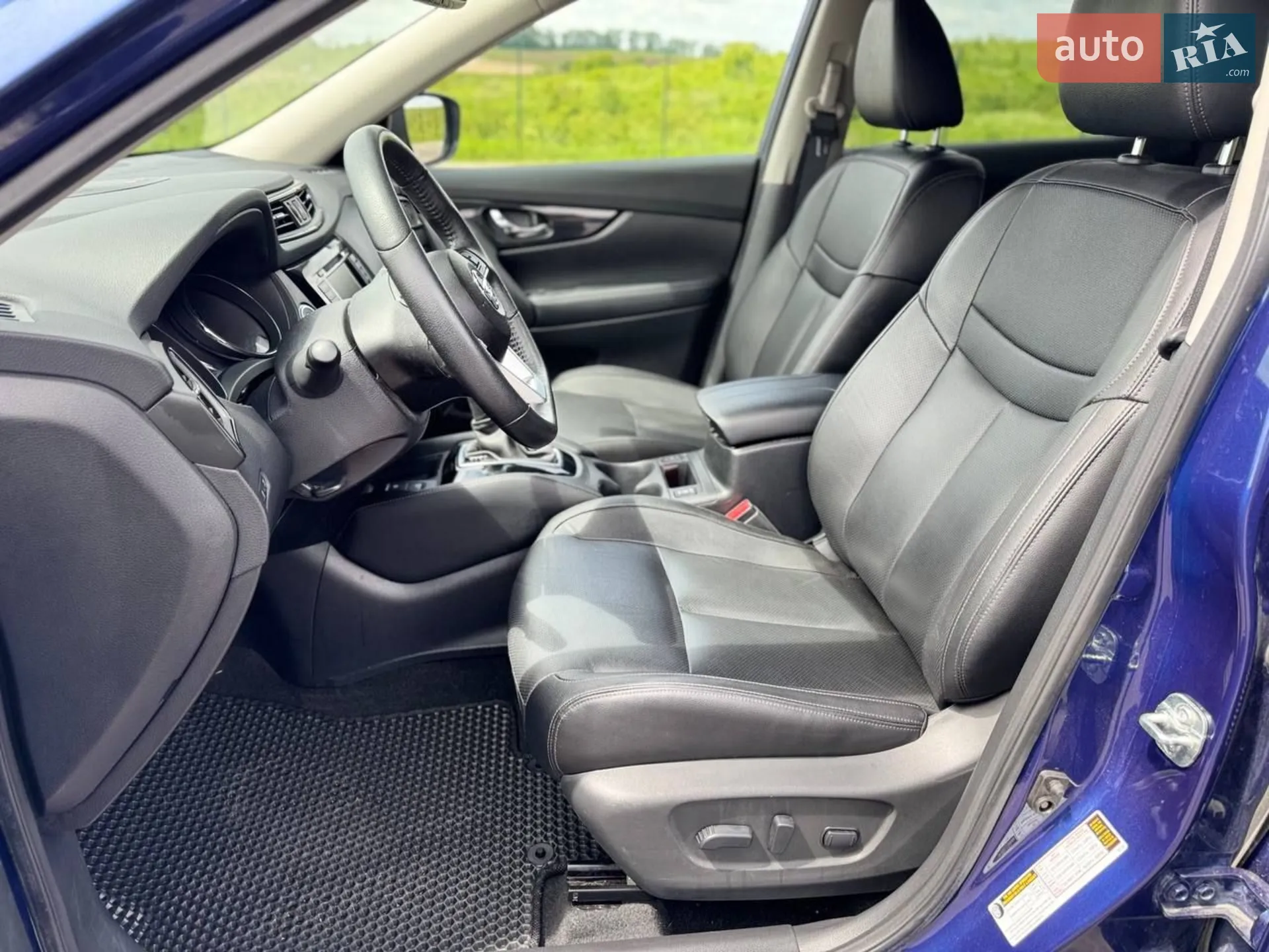 2019 Nissan Rogue - мініатюра 13