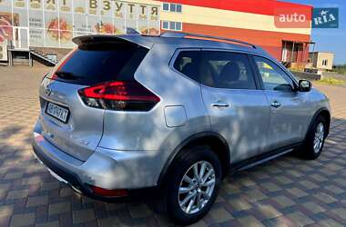 Внедорожник / Кроссовер Nissan Rogue 2019 в Гайсине