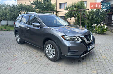 Внедорожник / Кроссовер Nissan Rogue 2016 в Буске