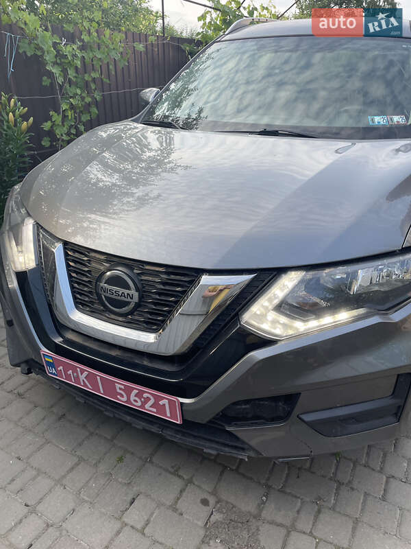 Позашляховик / Кросовер Nissan Rogue 2018 в Києві