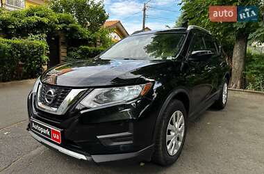 Внедорожник / Кроссовер Nissan Rogue 2016 в Киеве