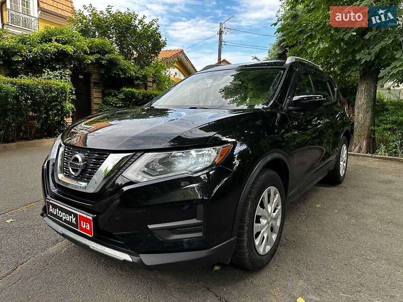 Внедорожник / Кроссовер Nissan Rogue 2016 в 