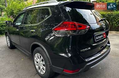 Внедорожник / Кроссовер Nissan Rogue 2016 в 