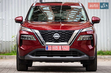 Внедорожник / Кроссовер Nissan Rogue 2023 в Львове