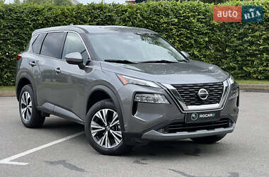 Внедорожник / Кроссовер Nissan Rogue 2020 в 