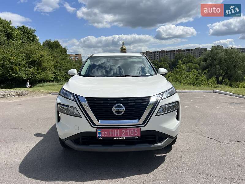 Внедорожник / Кроссовер Nissan Rogue 2020 в Ровно