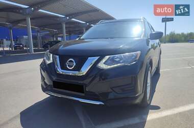 Внедорожник / Кроссовер Nissan Rogue 2017 в 