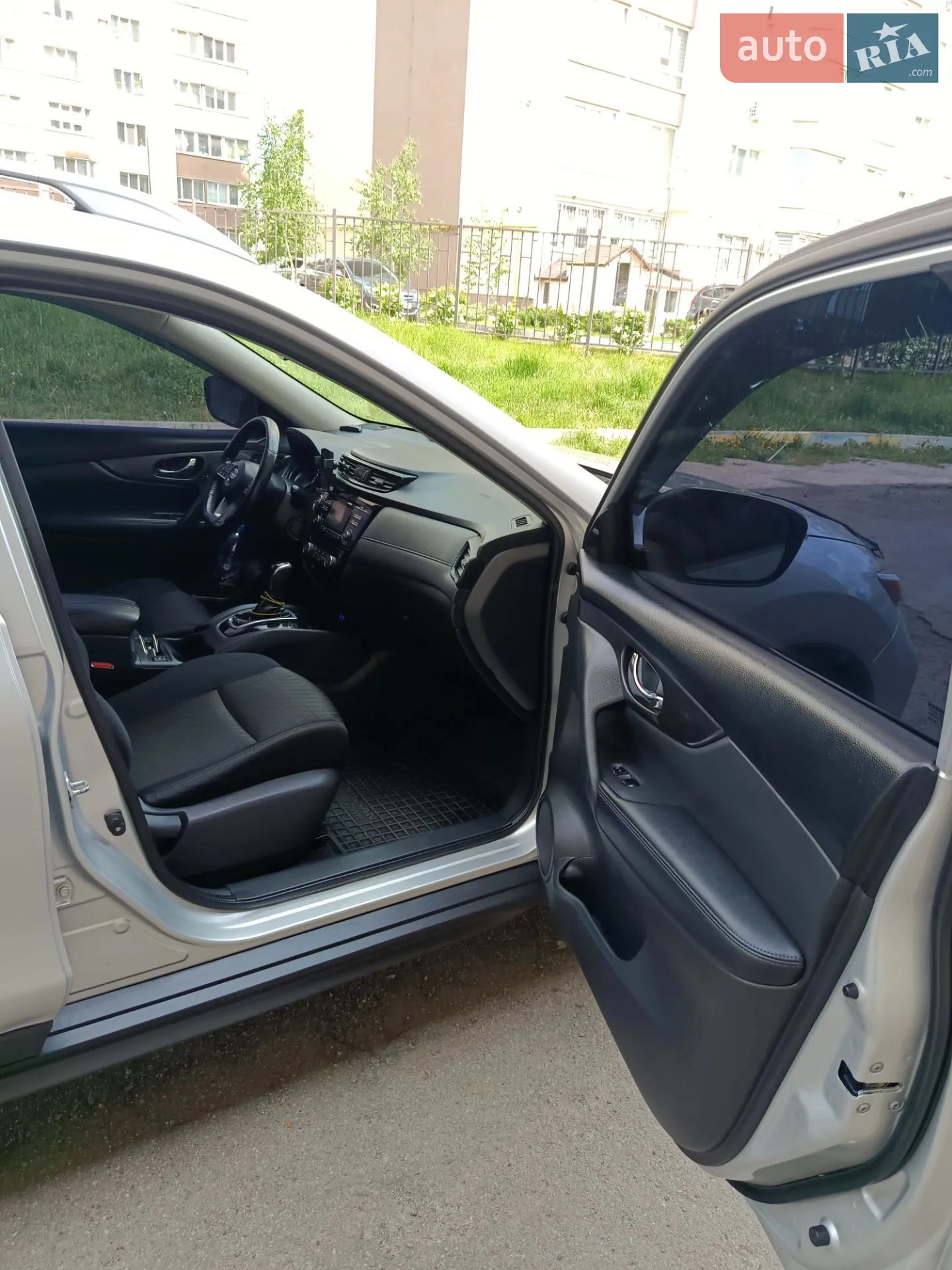 2016 Nissan Rogue - мініатюра 25