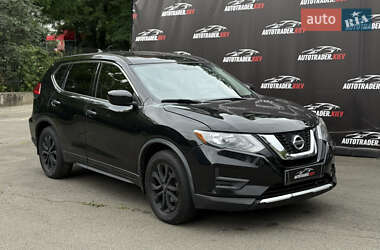 Внедорожник / Кроссовер Nissan Rogue 2016 в Киеве