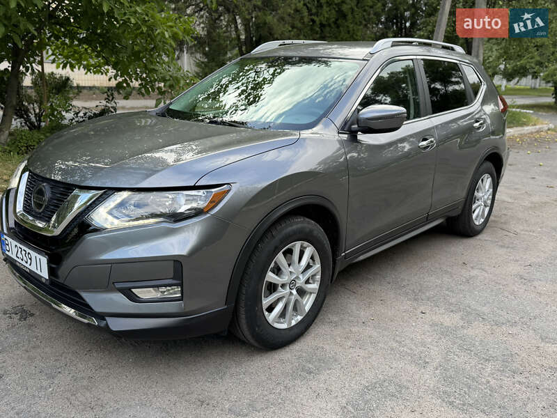 Внедорожник / Кроссовер Nissan Rogue 2019 в Полтаве