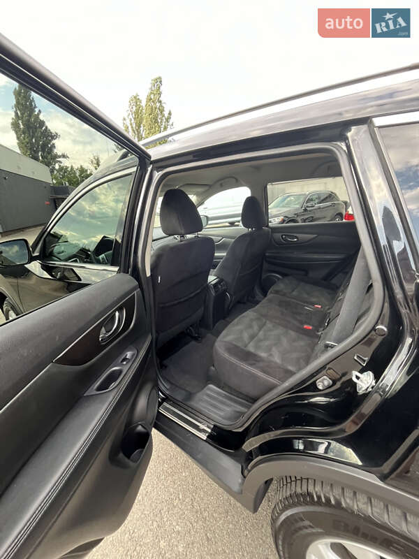 Позашляховик / Кросовер Nissan Rogue 2014 в Києві