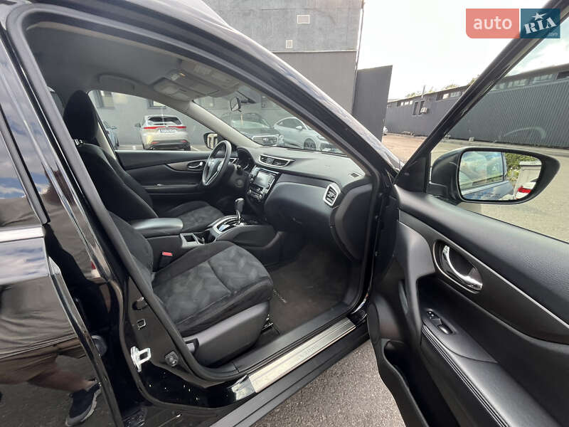 Позашляховик / Кросовер Nissan Rogue 2014 в Києві