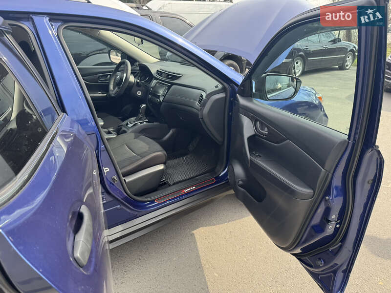 Позашляховик / Кросовер Nissan Rogue 2020 в Дрогобичі