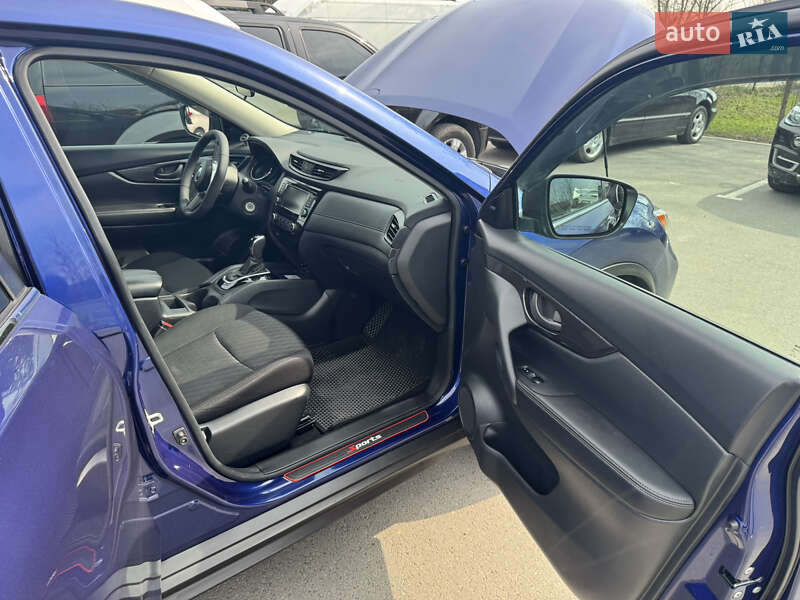 Позашляховик / Кросовер Nissan Rogue 2020 в Дрогобичі