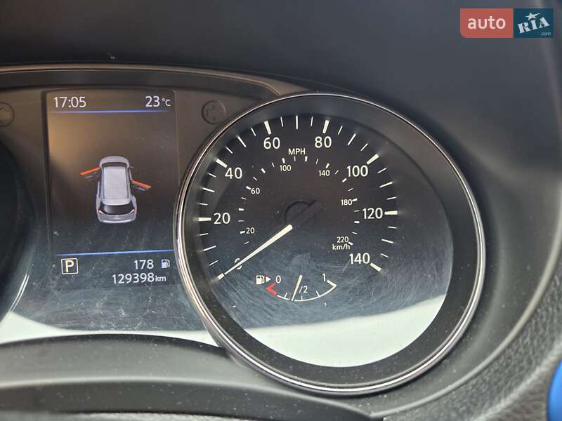 Внедорожник / Кроссовер Nissan Rogue 2018 в Ивано-Франковске