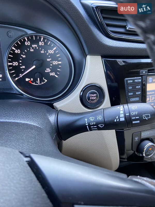 Позашляховик / Кросовер Nissan Rogue 2017 в Хмельницькому