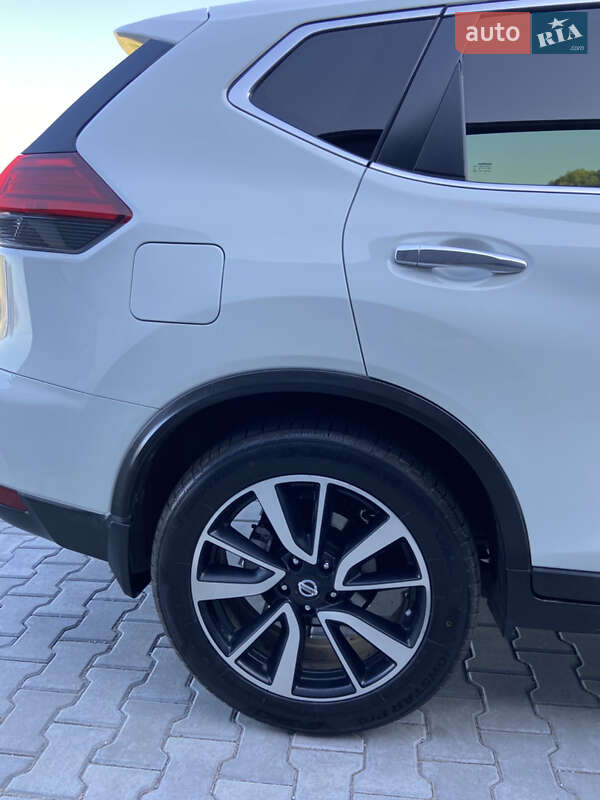 Позашляховик / Кросовер Nissan Rogue 2017 в Хмельницькому