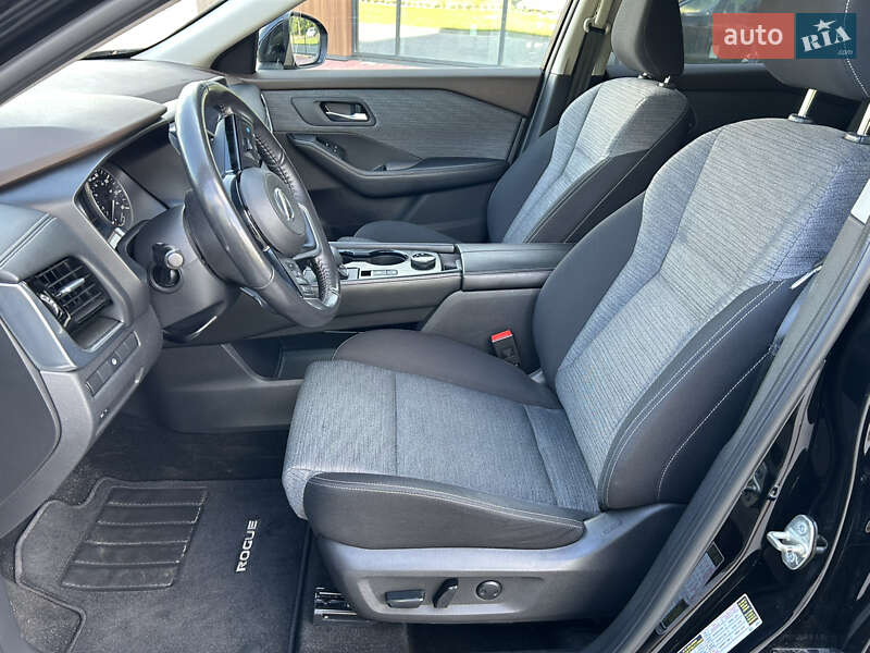 Позашляховик / Кросовер Nissan Rogue 2020 в Рівному
