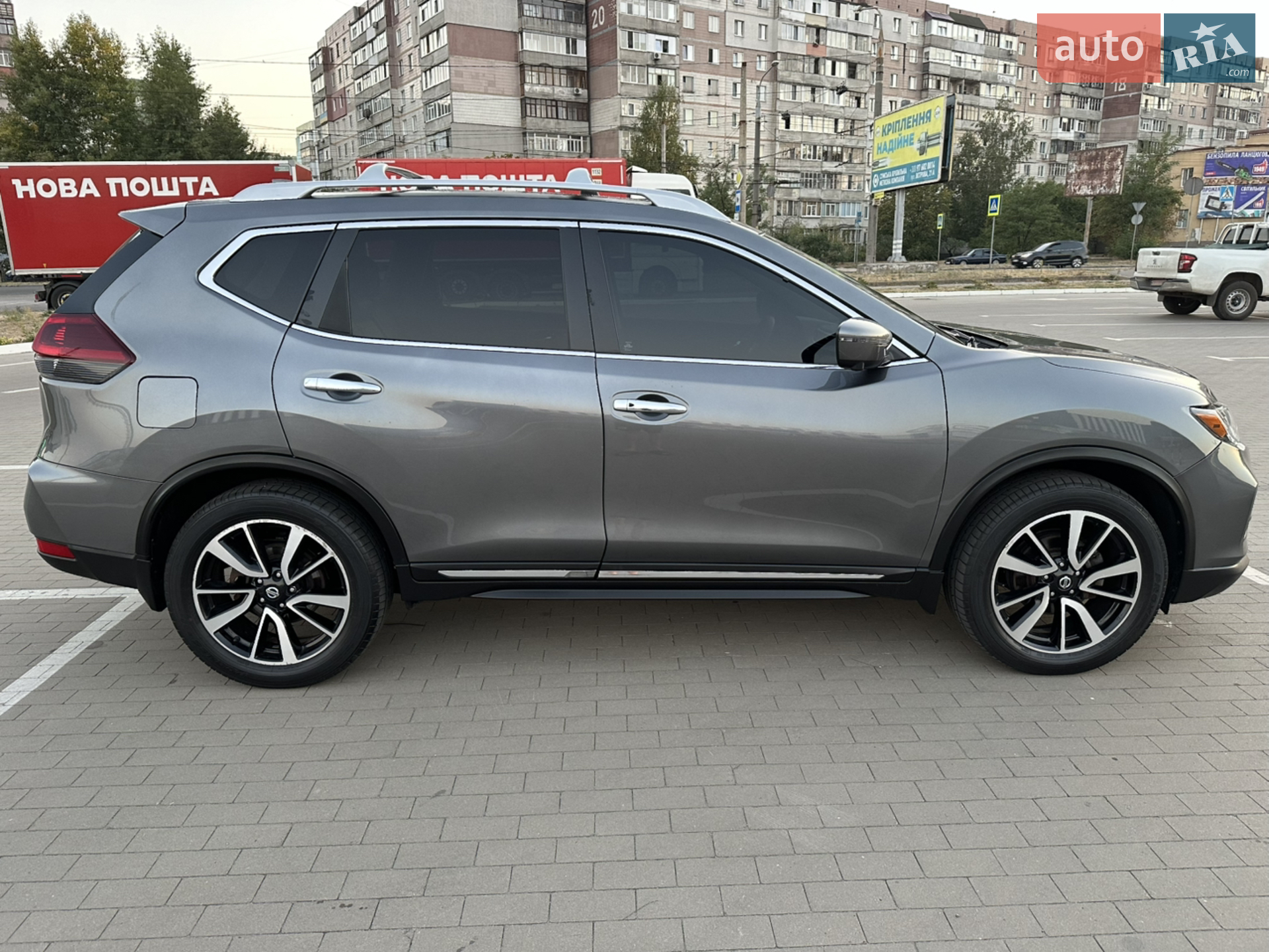 2019 Nissan Rogue - мініатюра 5