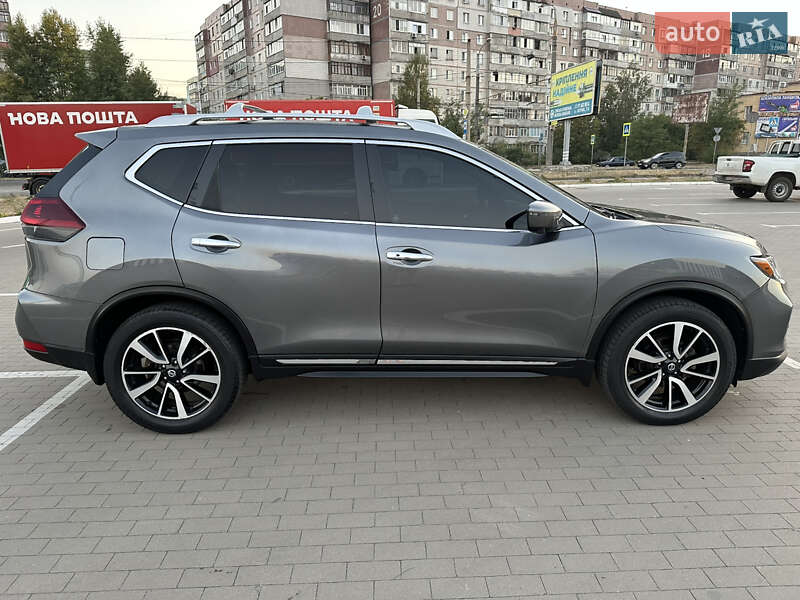 Внедорожник / Кроссовер Nissan Rogue 2019 в Виннице