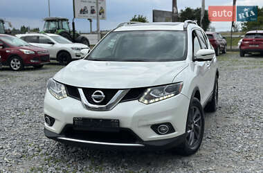 Позашляховик / Кросовер Nissan Rogue 2016 в Львові