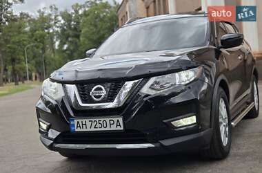 Внедорожник / Кроссовер Nissan Rogue 2019 в Кривом Роге