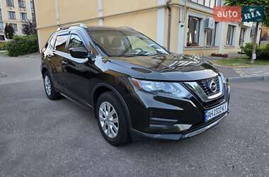 Внедорожник / Кроссовер Nissan Rogue 2017 в Одессе