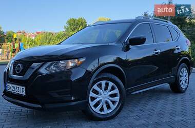 Внедорожник / Кроссовер Nissan Rogue 2017 в Хмельницком