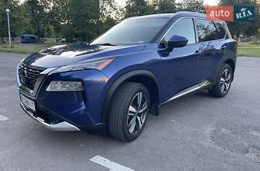 Позашляховик / Кросовер Nissan Rogue 2020 в 