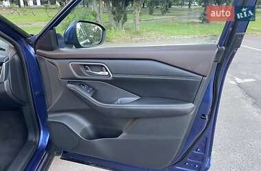 Позашляховик / Кросовер Nissan Rogue 2020 в 