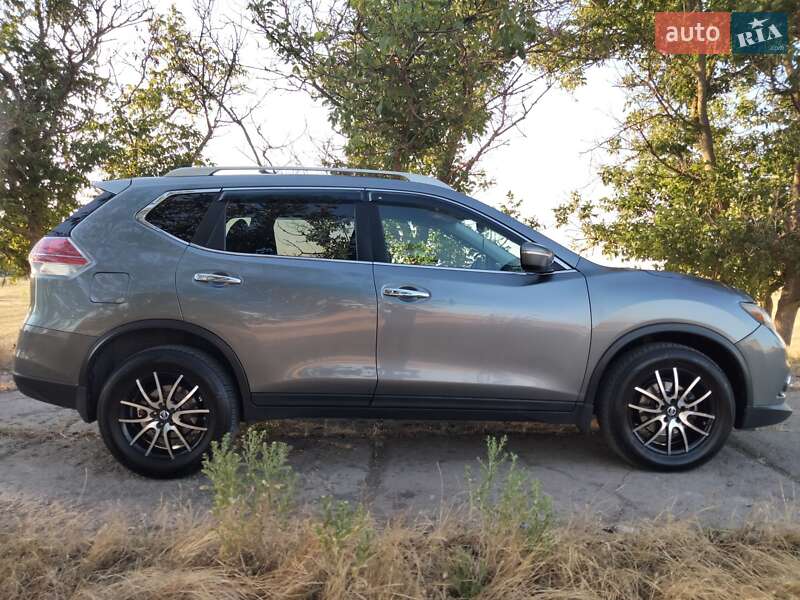 Позашляховик / Кросовер Nissan Rogue 2016 в Одесі