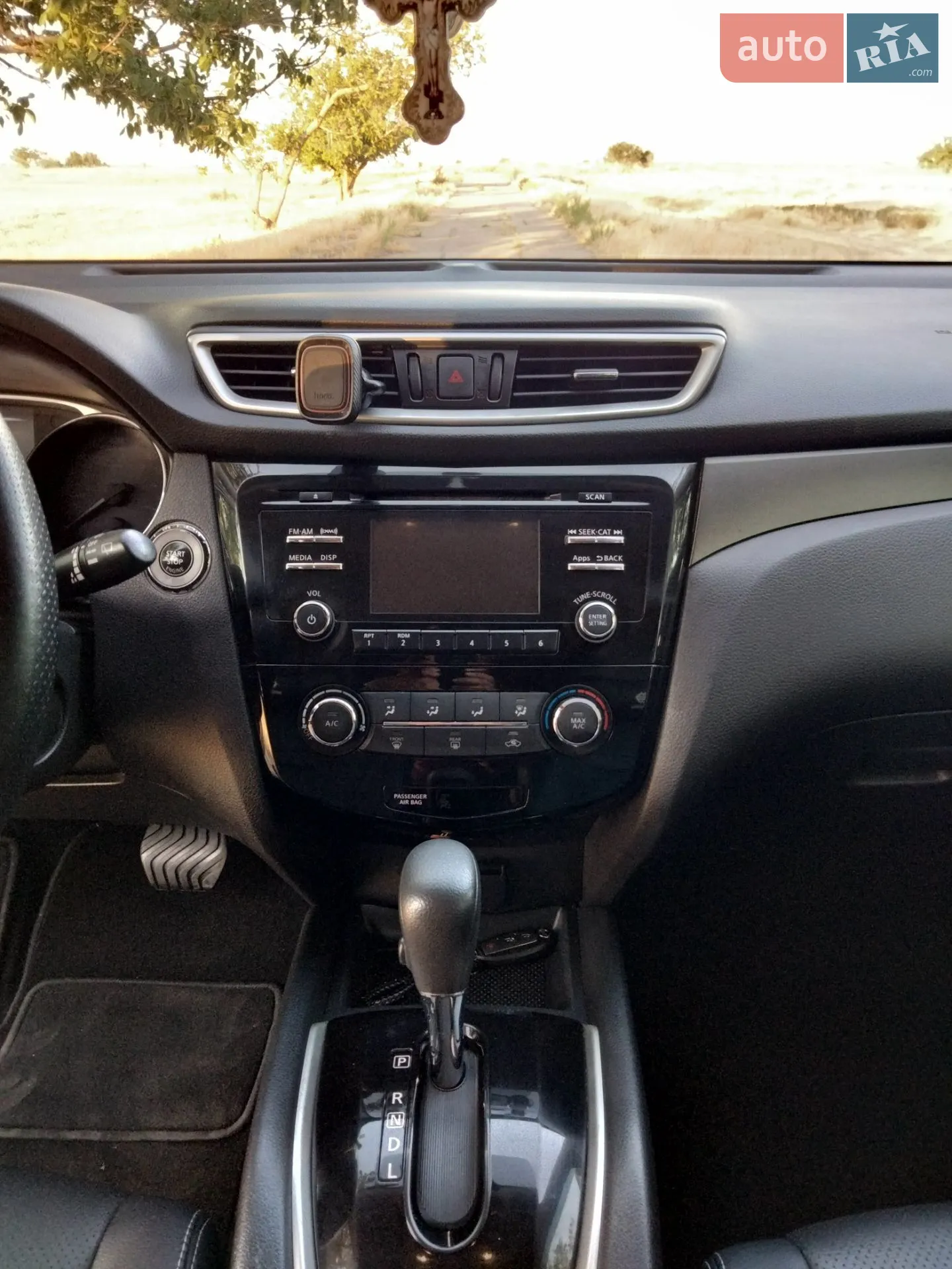 2016 Nissan Rogue - мініатюра 13