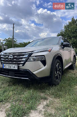 Позашляховик / Кросовер Nissan Rogue 2024 в Дніпрі
