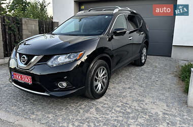 Внедорожник / Кроссовер Nissan Rogue 2015 в Киеве
