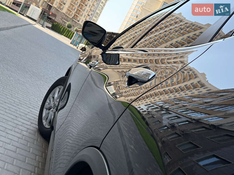 Внедорожник / Кроссовер Nissan Rogue 2019 в Одессе