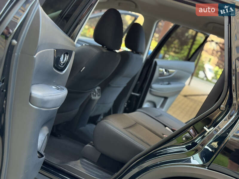 Внедорожник / Кроссовер Nissan Rogue 2019 в Одессе