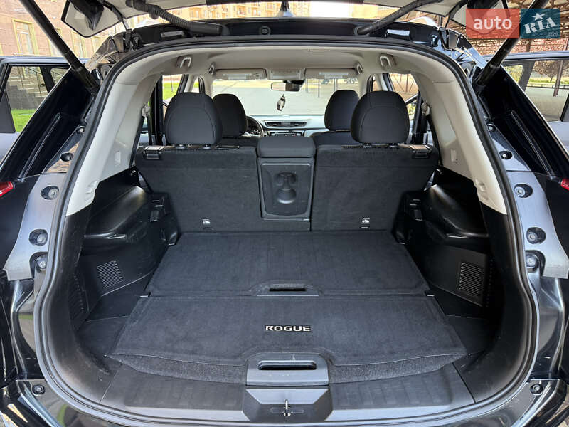 Внедорожник / Кроссовер Nissan Rogue 2019 в Одессе