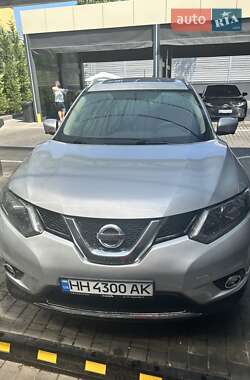 Позашляховик / Кросовер Nissan Rogue 2015 в Одесі
