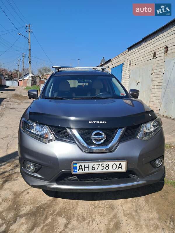 Позашляховик / Кросовер Nissan Rogue 2015 в Дніпрі
