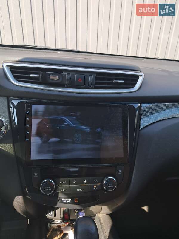 Позашляховик / Кросовер Nissan Rogue 2015 в Дніпрі