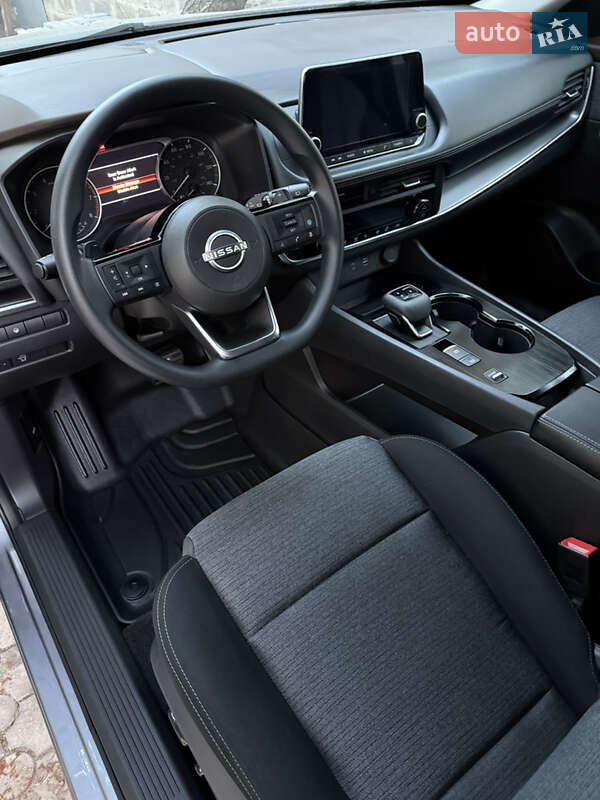 Nissan Rogue 2023