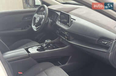 Внедорожник / Кроссовер Nissan Rogue 2022 в 