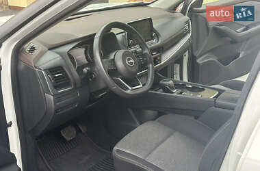 Внедорожник / Кроссовер Nissan Rogue 2022 в 