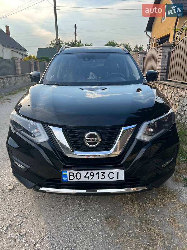 Позашляховик / Кросовер Nissan Rogue 2019 в Підволочиську