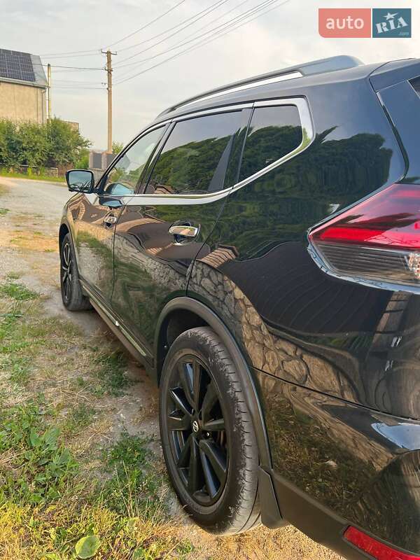 Позашляховик / Кросовер Nissan Rogue 2019 в Підволочиську